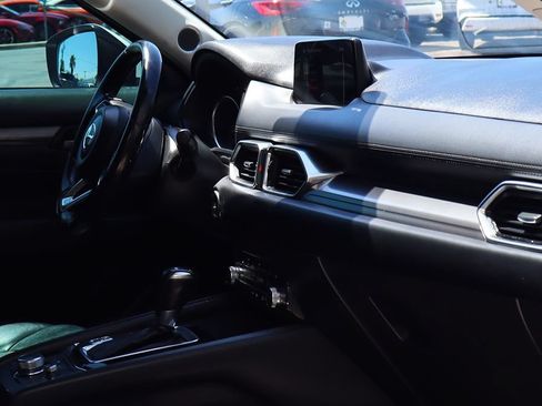 Used 2020 MAZDA CX-5 Touring FWD image 32