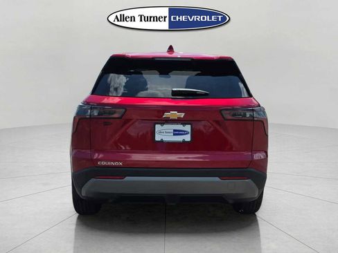 New 2026 Chevrolet Equinox LT FWD image 5