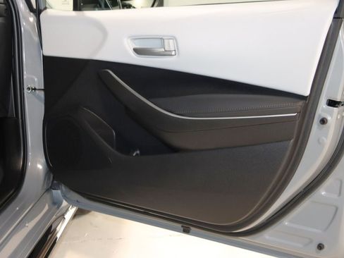Used 2022 Toyota Corolla SE w/ Carpet Mat Package (TMS) FWD image 51