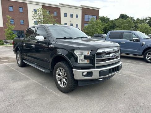 Used 2017 Ford F150 Lariat w/ Equipment Group 502A Luxury AWD/4WD image 3
