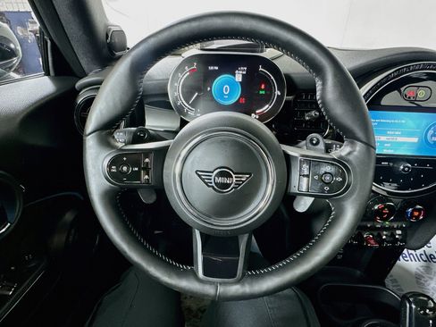 Used 2022 MINI Cooper S FWD image 11