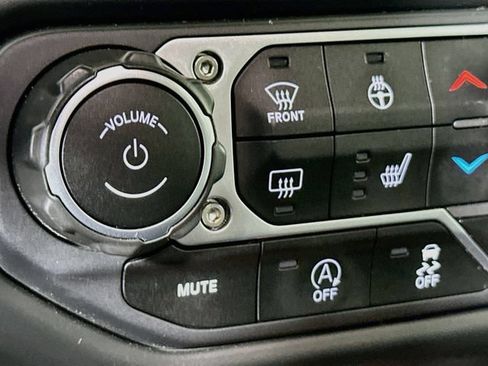 Used 2021 Jeep Gladiator Rubicon AWD/4WD image 22