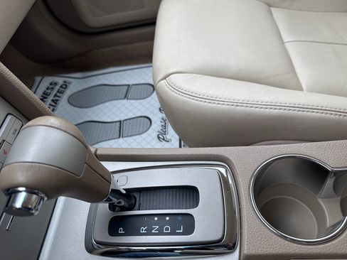 Used 2006 Lincoln Zephyr image 31