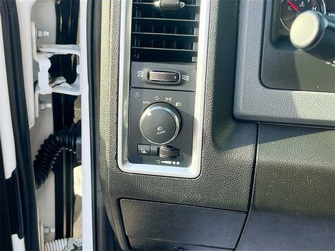Used 2019 RAM 1500 Big Horn image 10