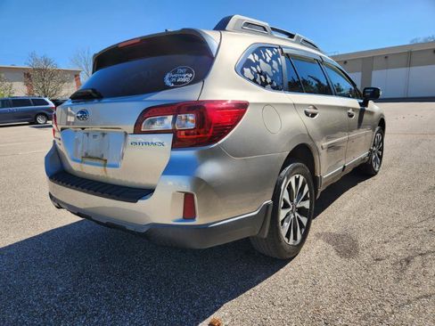 Used 2016 Subaru Outback 2.5i Limited image 11