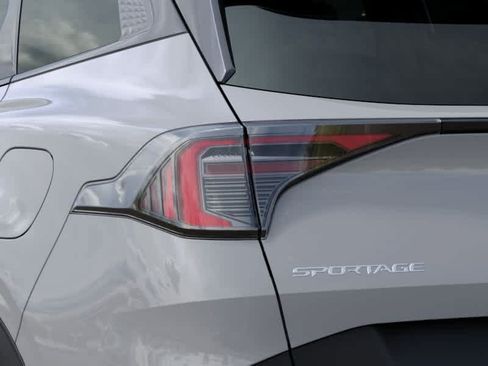 New 2027 Kia Sportage S FWD image 11