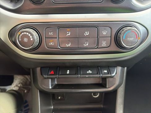 Used 2021 Chevrolet Colorado LT w/ LT Convenience Package image 33