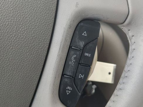 Used 2017 Buick Enclave Leather FWD image 22