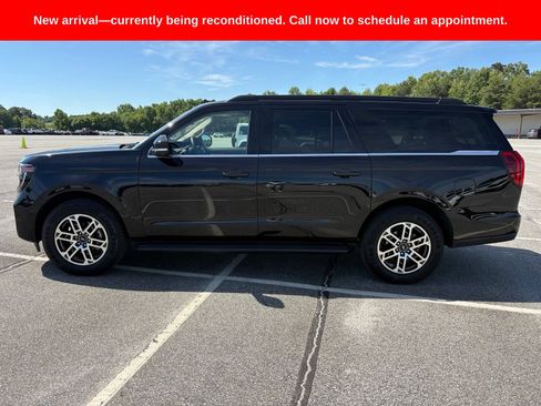 Used 2025 Ford Expedition Max Active RWD image 10
