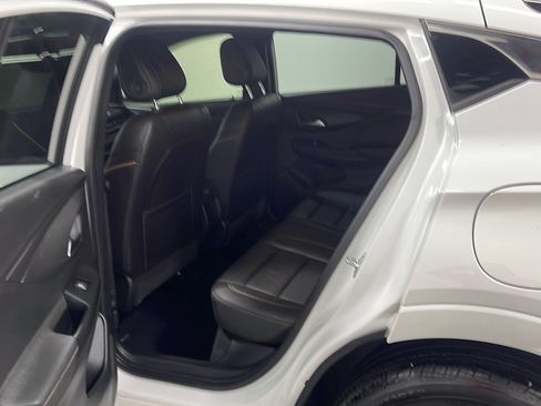 Used 2024 Buick Envista Avenir FWD image 14