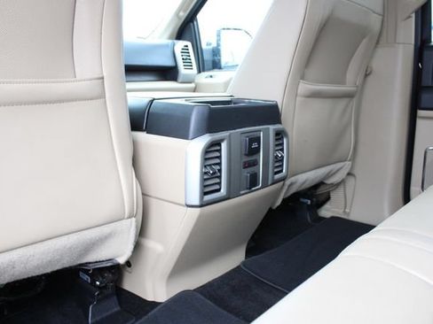 Used 2015 Ford F150 Lariat w/ Equipment Group 502A Luxury AWD/4WD image 22