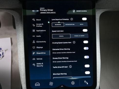 Used 2024 Lucid Air Pure image 28