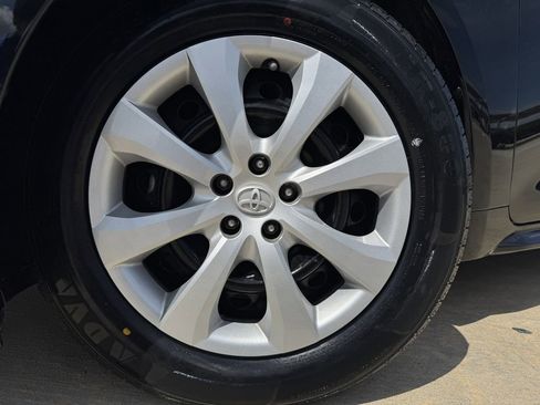 Used 2023 Toyota Corolla LE FWD image 9