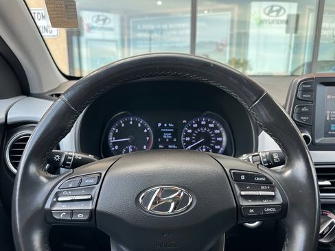 Used 2020 Hyundai Kona SEL FWD image 16