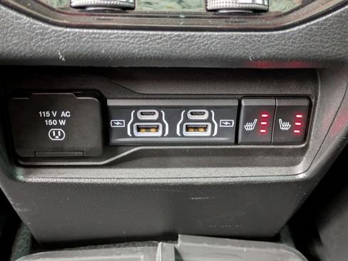 Used 2022 Jeep Grand Cherokee Limited image 16