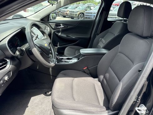 Used 2024 Chevrolet Malibu LT image 11