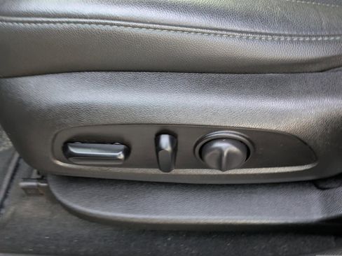 Used 2019 Chevrolet Blazer LT w/ Sound & Technology Package image 19