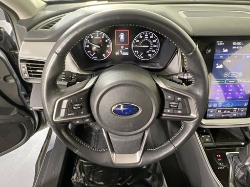 Used 2022 Subaru Outback Premium AWD/4WD image 11