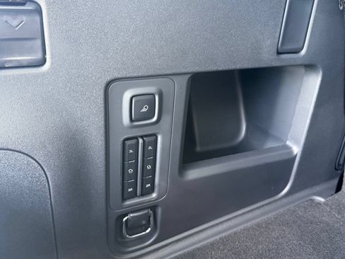 Used 2025 Ford Expedition King Ranch AWD/4WD image 38