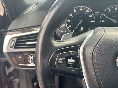 Used 2018 BMW 530i w/ Premium Package RWD image 13