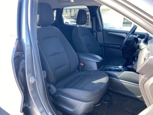 Used 2025 Ford Escape Active image 23