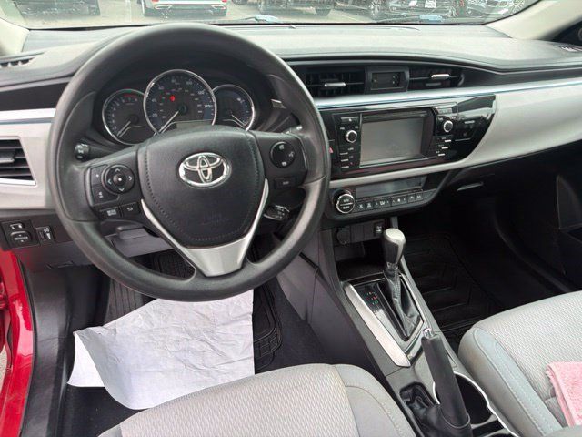 Used 2014 Toyota Corolla LE FWD image 16