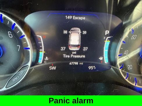 Used 2017 Chrysler Pacifica Touring-L Plus w/ Advanced Safetytec Group FWD image 19