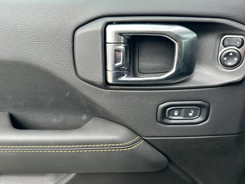 New 2025 Jeep Wrangler Unlimited Rubicon 392 image 10