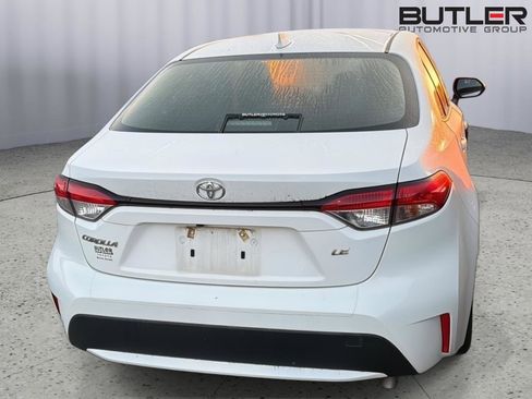 Certified 2021 Toyota Corolla LE FWD image 10