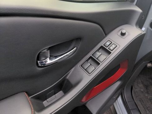 Used 2024 Nissan Frontier PRO-4X w/ Pro Convenience Package image 10