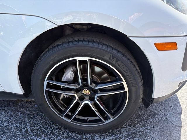 Used 2020 Porsche Macan AWD/4WD image 4