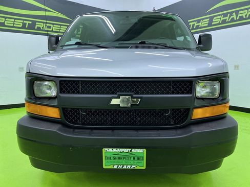Used 2017 Chevrolet Express 2500 LS RWD image 3