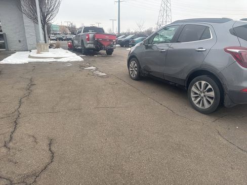 Used 2019 Buick Encore Preferred w/ Safety Package image 10
