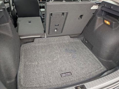 Used 2022 Volkswagen Taos S image 6