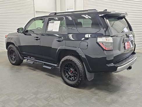 Used 2023 Toyota 4Runner TRD Off-Road Premium w/ Moonroof Package AWD/4WD image 6
