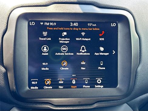 Used 2022 Jeep Renegade Latitude AWD/4WD image 15