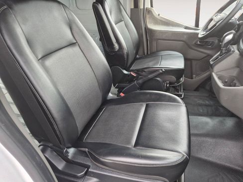 Used 2020 Ford Transit 250 Medium Roof RWD image 25