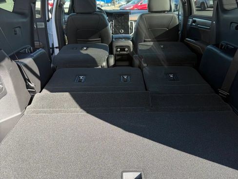 Used 2026 GMC Acadia Denali Ultimate AWD/4WD image 17