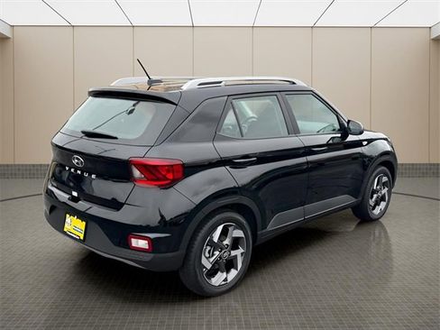 New 2026 Hyundai Venue SEL image 3