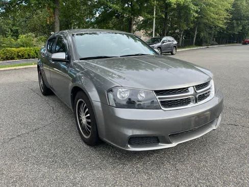 Used 2012 Dodge Avenger SXT w/ Rallye Appearance Group FWD image 3
