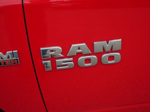 Used 2013 RAM 1500 Express AWD/4WD image 18