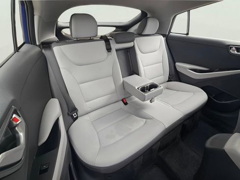 Used 2022 Hyundai Ioniq SE image 33