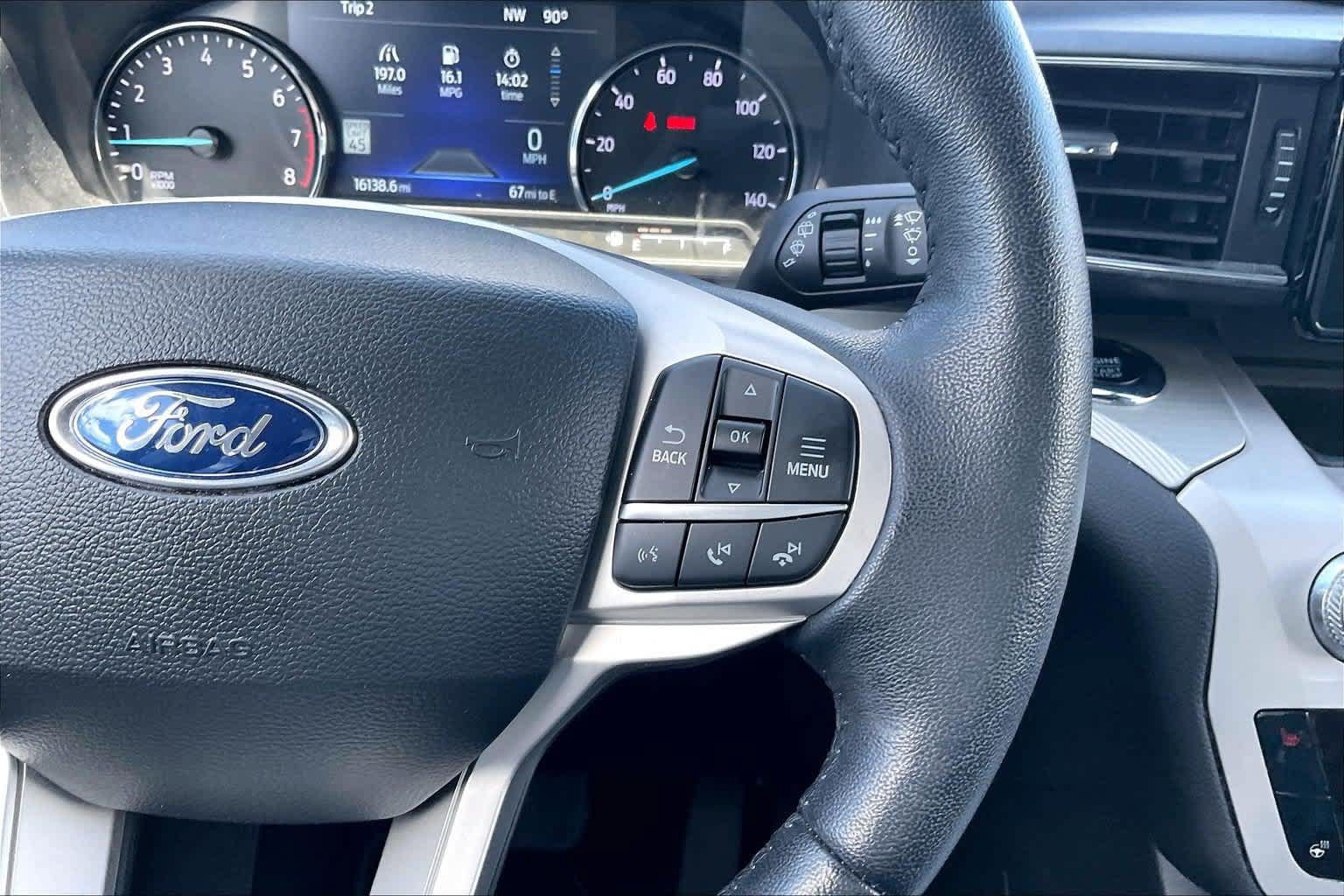 Used 2023 Ford Explorer XLT w/ Equipment Group 202A RWD image 25