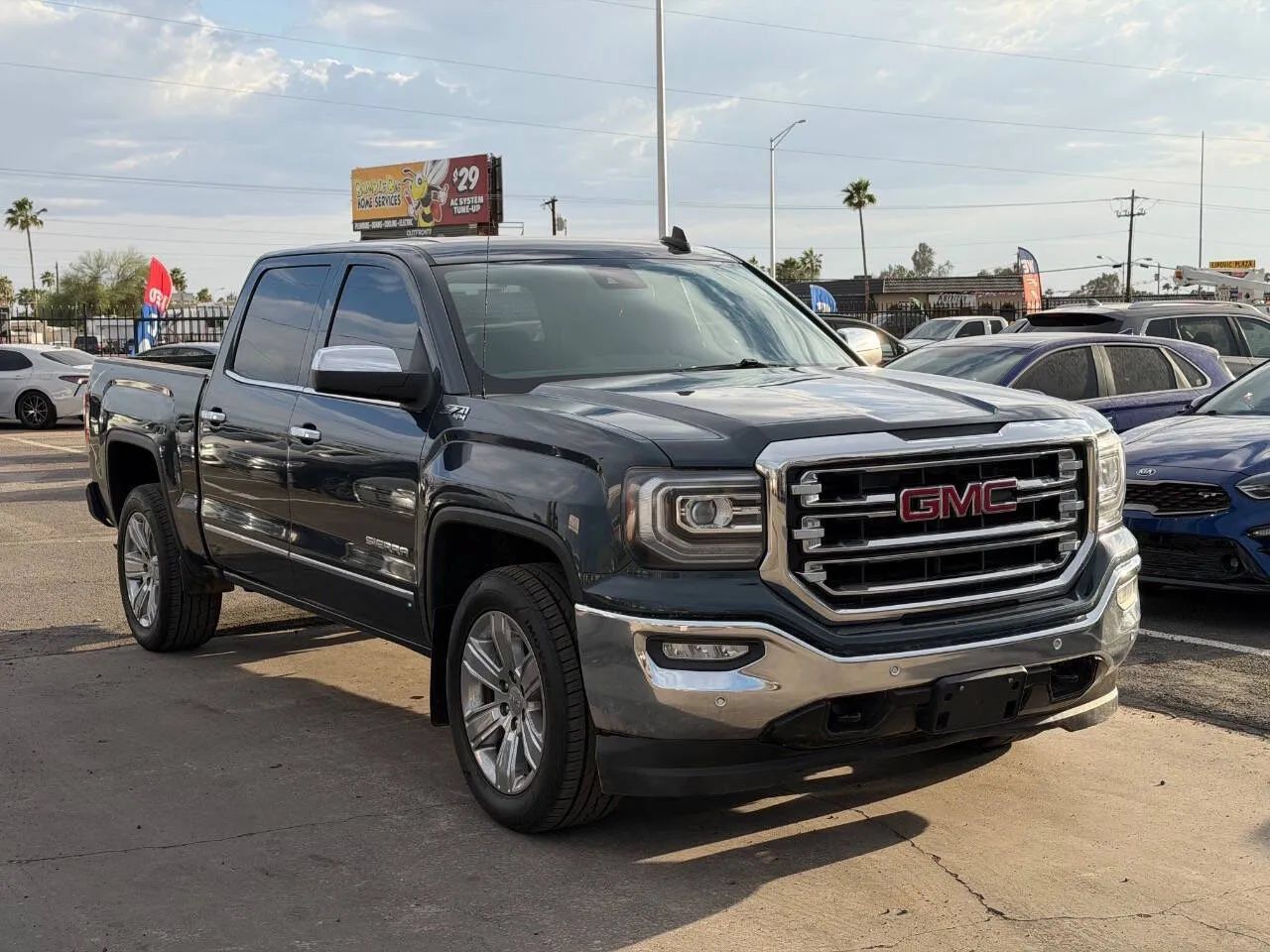 Used 2017 GMC Sierra 1500 SLT AWD/4WD image 15
