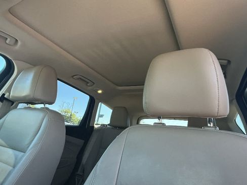 Used 2016 Ford Escape Titanium w/ Equipment Group 301A AWD/4WD image 11