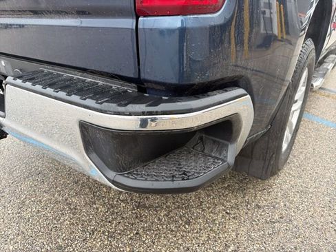 Used 2022 Chevrolet Silverado 1500 LT image 10