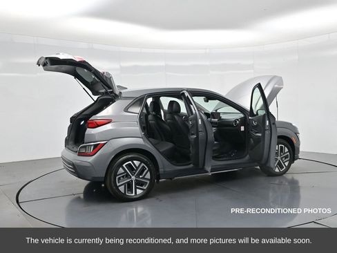 Used 2023 Hyundai Kona Limited image 34