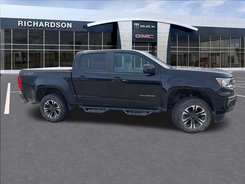 Used 2022 Chevrolet Colorado Z71 AWD/4WD image 39