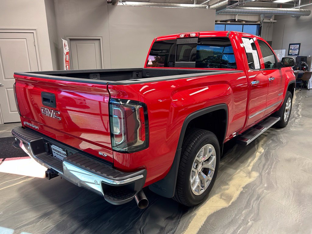 Used 2017 GMC Sierra 1500 SLT w/ SLT Premium Package AWD/4WD image 30