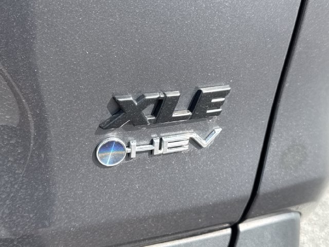 Used 2025 Toyota RAV4 XLE w/ Convenience Package AWD/4WD image 14